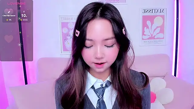 Fluffy Rose online show from 14, 9, 2025