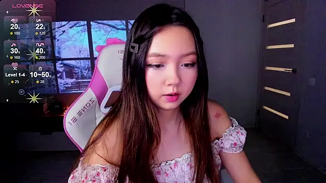 Fluffy Rose online show from 1, 12, 2025