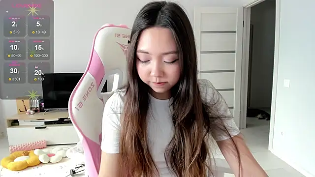 Fluffy Rose online show from 11, 7, 2026