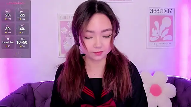 Fluffy Rose online show from 4, 3, 2025