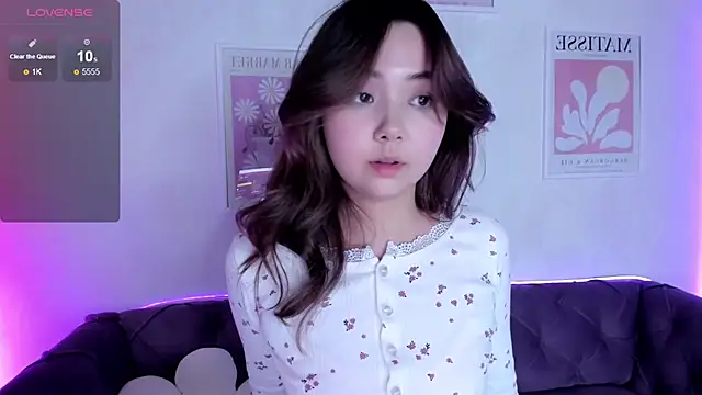 Fluffy Rose online show from 11, 2, 2025