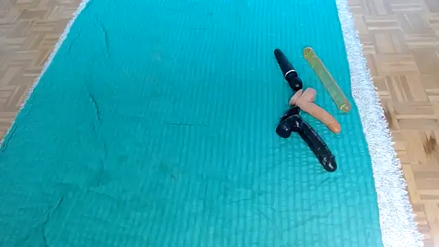 Snapshot of Sexmastre12 chatting on 17, 10, 2025 Sexmastre12 online show from 17, 10, 2025