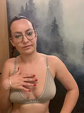 ladoucedu34 online show from 24, 6, 2026