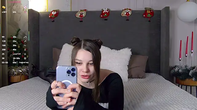 ReginaRobinson online show from 17, 12, 2025