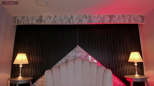 MeganDraco  online show from 21, 10, 2025