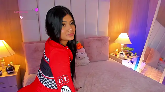 CaseyPiierce online show from 24, 10, 2025