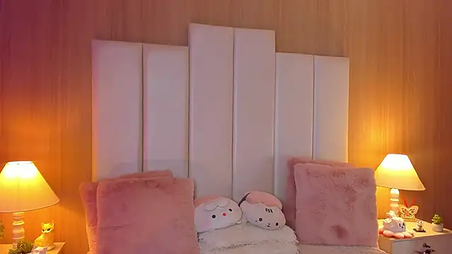 CaseyPiierce online show from 14, 11, 2025