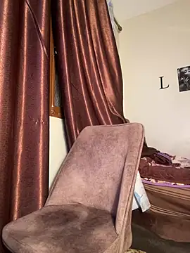 Apple-Boobs online show from 18, 2, 2025