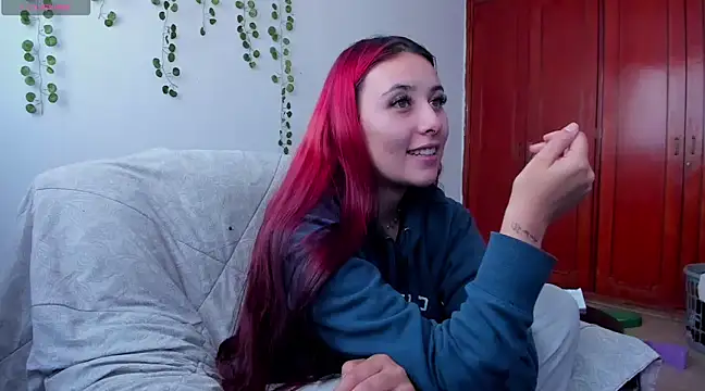 bonnie moon  online show from 31, 1, 2025