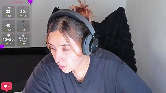 bonnie moon  online show from 12, 2, 2026