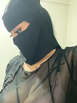 Snapshot of mari_layali chatting on 12, 7, 2026 mari layali online show from 12, 7, 2026