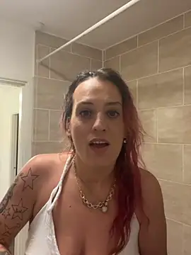 Haleytightlips1986 online show from 17, 3, 2026