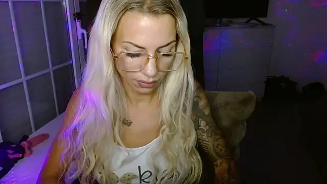 JuicyJanexo online show from 20, 5, 2026