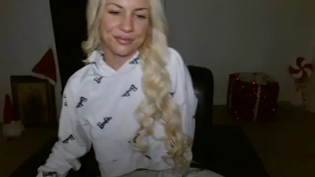 JuicyJanexo online show from 23, 12, 2025