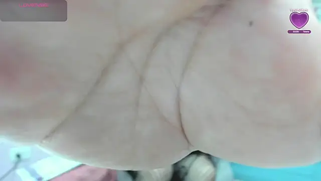 tania lucia1 online show from 6, 10, 2025