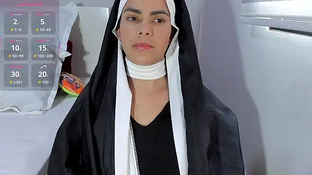 Snapshot of ClaraMariaMon chatting on 16, 10, 2025 ClaraMariaMon online show from 16, 10, 2025