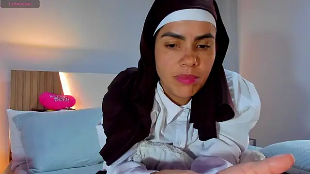 Snapshot of ClaraMariaMon chatting on 15, 3, 2025 ClaraMariaMon online show from 15, 3, 2025