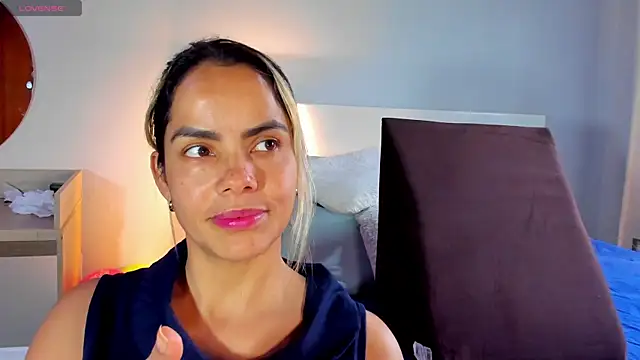 Snapshot of ClaraMariaMon chatting on 16, 3, 2025 ClaraMariaMon online show from 16, 3, 2025