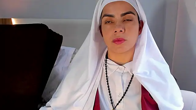 Snapshot of ClaraMariaMon chatting on 1, 7, 2026 ClaraMariaMon online show from 1, 7, 2026