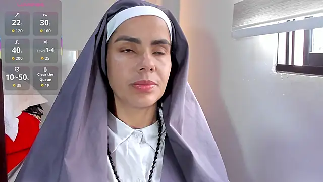 Snapshot of ClaraMariaMon chatting on 13, 10, 2025 ClaraMariaMon online show from 13, 10, 2025