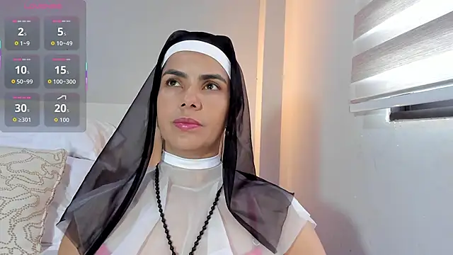 Snapshot of ClaraMariaMon chatting on 3, 12, 2025 ClaraMariaMon online show from 3, 12, 2025