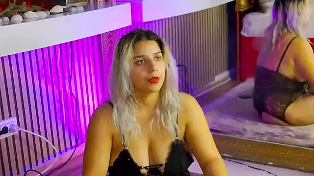 SweetMissXXX online show from 27, 11, 2025