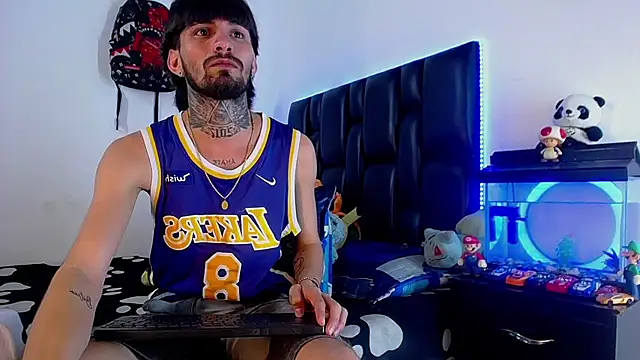 Snapshot of Brutal_Sex_Fucking chatting on 18, 7, 2026 Brutal Sex Fucking online show from 18, 7, 2026