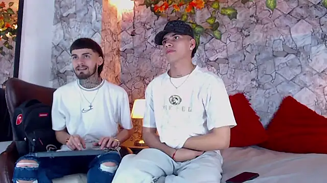 Brutal Sex Fucking online show from 5, 2, 2025