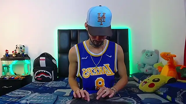 Snapshot of Brutal_Sex_Fucking chatting on 1, 7, 2026 Brutal Sex Fucking online show from 1, 7, 2026