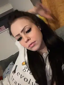 Highschoolpussy online show from 17, 1, 2025