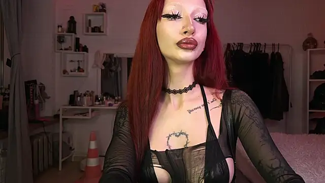 Snapshot of Marcellean chatting on 24, 11, 2025 Marcellean online show from 24, 11, 2025