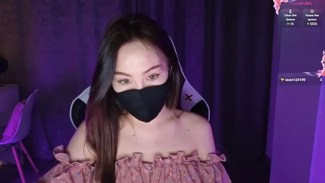 Snapshot of malady_ chatting on 5, 1, 2025 malady online show from 5, 1, 2025