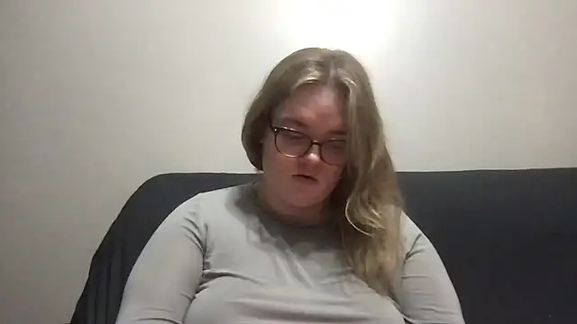 honeyyy24 online show from 24, 3, 2026