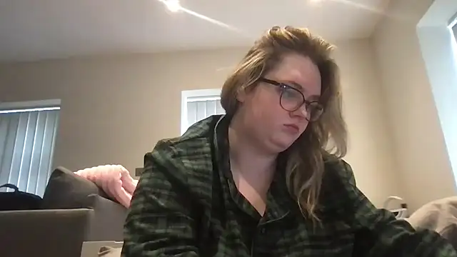 honeyyy24 online show from 8, 5, 2026