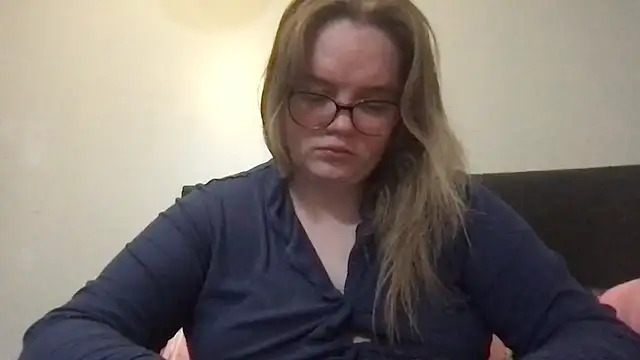 honeyyy24 online show from 17, 10, 2025