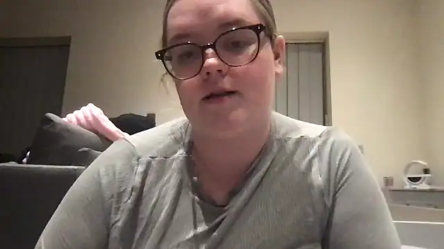 honeyyy24 online show from 9, 5, 2026