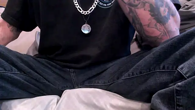 JohnnyKorrupt  online show from 4, 11, 2025