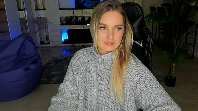 KittiLiza online show from 5, 2, 2025