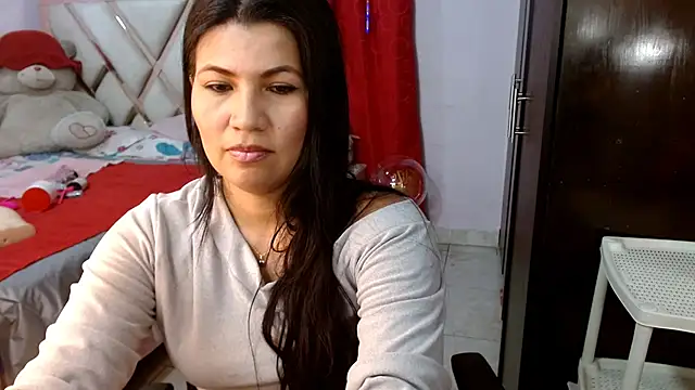 nahomi star model online show from 14, 9, 2025