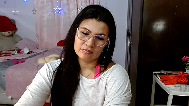 nahomi star model online show from 2, 11, 2025