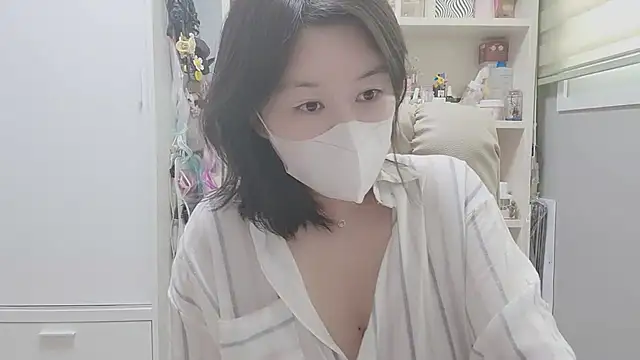 HaNa Kim online show from 21, 4, 2026