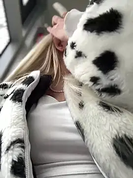 Milkyy wway online show from 28, 2, 2025