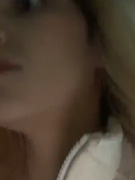 Lolitaxlola online show from 17, 11, 2025