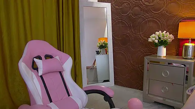 IrisMonn online show from 7, 3, 2025