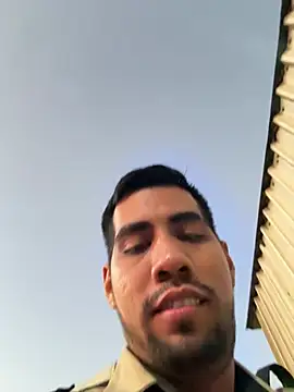 EnriquePersian197 online show from 1, 3, 2025