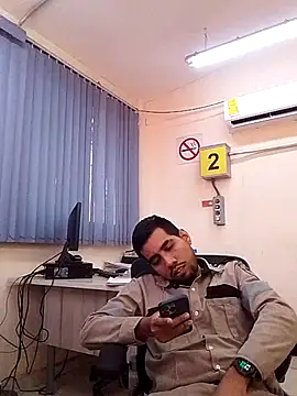 EnriquePersian197 online show from 3, 3, 2025