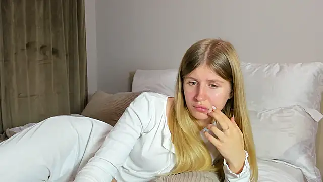 kirraa  online show from 23, 11, 2025