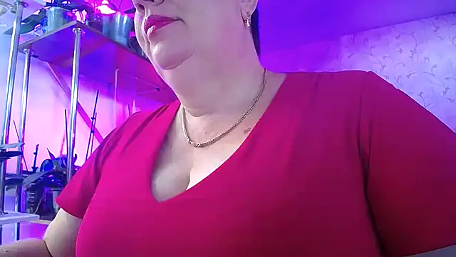  Sweet Woman online show from 23, 9, 2025