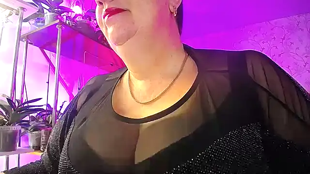  Sweet Woman online show from 17, 11, 2025