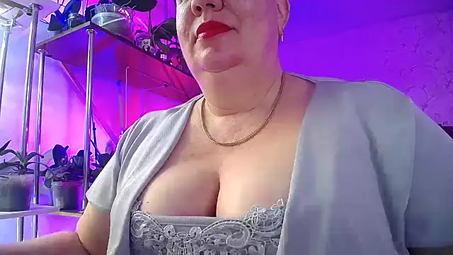  Sweet Woman online show from 15, 2, 2026